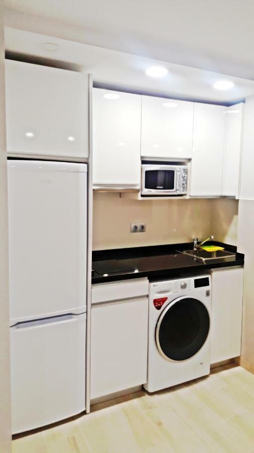 מאלגה Modern & Stylish Loft With Breathtaking Views Free Wifi - Close To The Sea מראה חיצוני תמונה