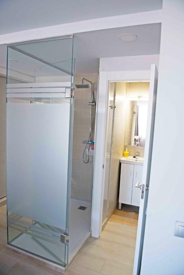 מאלגה Modern & Stylish Loft With Breathtaking Views Free Wifi - Close To The Sea מראה חיצוני תמונה